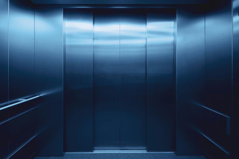 Elevatorlifte i etageejendomme: sådan skaber de bedre adgang